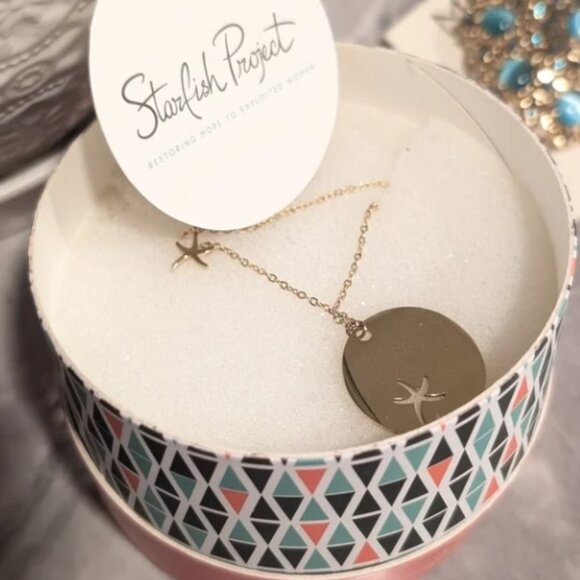 Gold Starfish Project Sand Dollar Layered Necklace - Picture 2 of 6